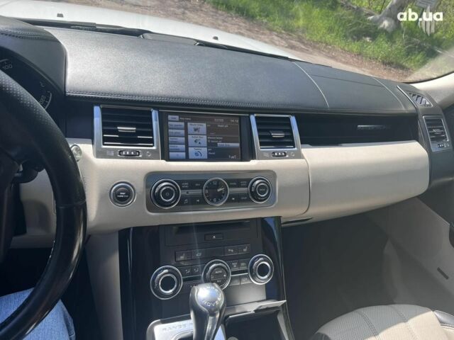 Білий Ленд Ровер Range Rover Sport, об'ємом двигуна 5 л та пробігом 120 тис. км за 20950 $, фото 10 на Automoto.ua