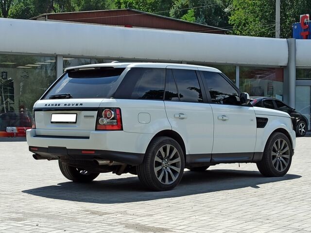 Білий Ленд Ровер Range Rover Sport, об'ємом двигуна 5 л та пробігом 190 тис. км за 22200 $, фото 4 на Automoto.ua