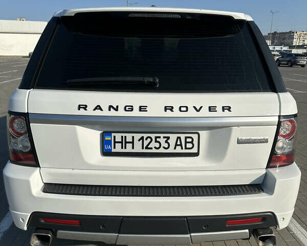 Білий Ленд Ровер Range Rover Sport, об'ємом двигуна 5 л та пробігом 132 тис. км за 18500 $, фото 19 на Automoto.ua