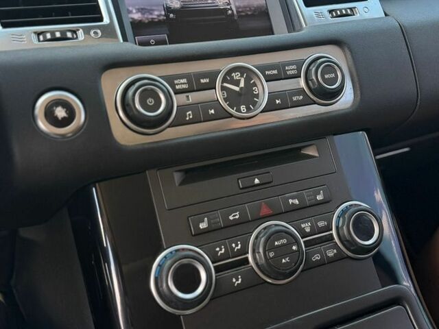 Білий Ленд Ровер Range Rover Sport, об'ємом двигуна 0 л та пробігом 257 тис. км за 15700 $, фото 22 на Automoto.ua