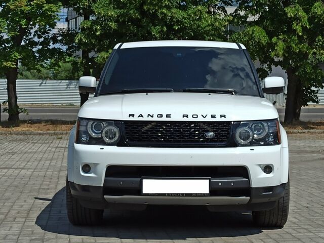 Білий Ленд Ровер Range Rover Sport, об'ємом двигуна 5 л та пробігом 190 тис. км за 22200 $, фото 2 на Automoto.ua