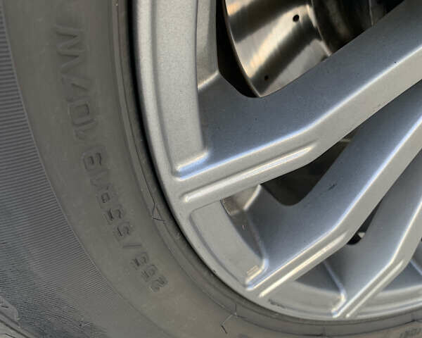 Білий Ленд Ровер Range Rover Sport, об'ємом двигуна 3 л та пробігом 135 тис. км за 30500 $, фото 19 на Automoto.ua