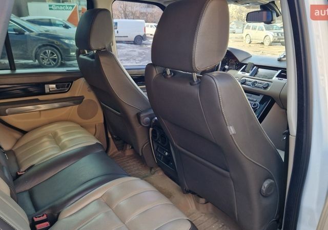 Белый Ленд Ровер Рендж Ровер Спорт, объемом двигателя 2.99 л и пробегом 124 тыс. км за 18900 $, фото 11 на Automoto.ua