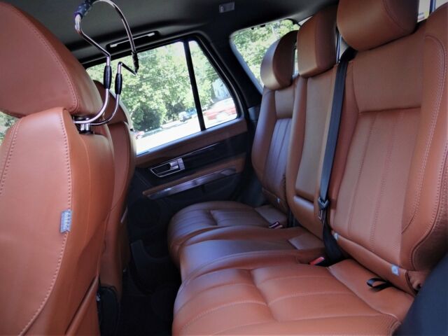 Білий Ленд Ровер Range Rover Sport, об'ємом двигуна 3 л та пробігом 42 тис. км за 48000 $, фото 17 на Automoto.ua