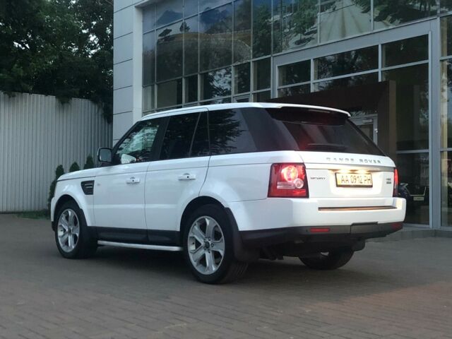 Білий Ленд Ровер Range Rover Sport, об'ємом двигуна 3 л та пробігом 150 тис. км за 34800 $, фото 5 на Automoto.ua