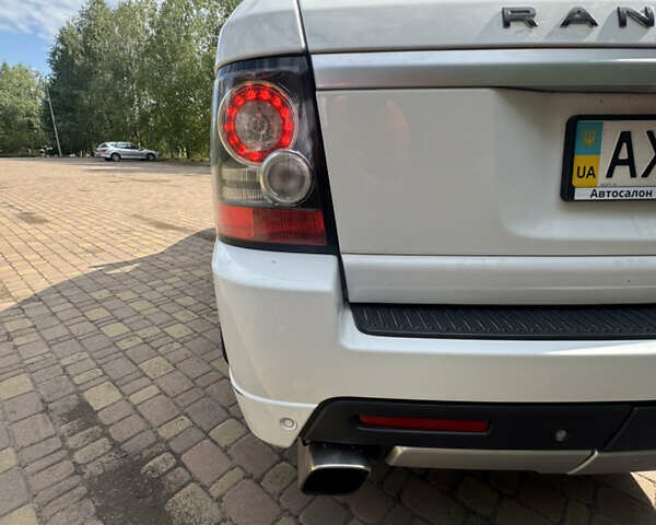 Білий Ленд Ровер Range Rover Sport, об'ємом двигуна 5 л та пробігом 116 тис. км за 17700 $, фото 2 на Automoto.ua