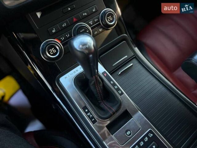 Білий Ленд Ровер Range Rover Sport, об'ємом двигуна 2.99 л та пробігом 252 тис. км за 22000 $, фото 19 на Automoto.ua