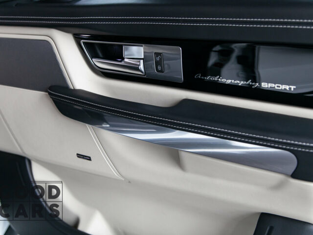 Білий Ленд Ровер Range Rover Sport, об'ємом двигуна 3 л та пробігом 92 тис. км за 39900 $, фото 40 на Automoto.ua