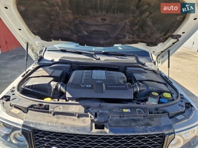 Білий Ленд Ровер Range Rover Sport, об'ємом двигуна 5 л та пробігом 115 тис. км за 23000 $, фото 9 на Automoto.ua