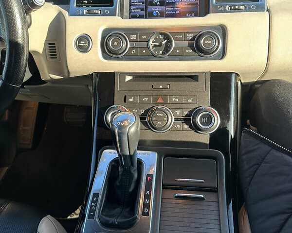 Білий Ленд Ровер Range Rover Sport, об'ємом двигуна 5 л та пробігом 132 тис. км за 18500 $, фото 52 на Automoto.ua