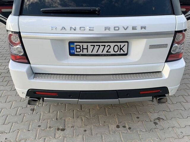 Білий Ленд Ровер Range Rover Sport, об'ємом двигуна 3 л та пробігом 135 тис. км за 23700 $, фото 23 на Automoto.ua