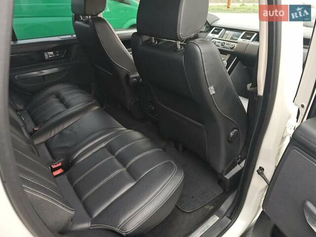 Белый Ленд Ровер Рендж Ровер Спорт, объемом двигателя 5 л и пробегом 252 тыс. км за 14300 $, фото 9 на Automoto.ua