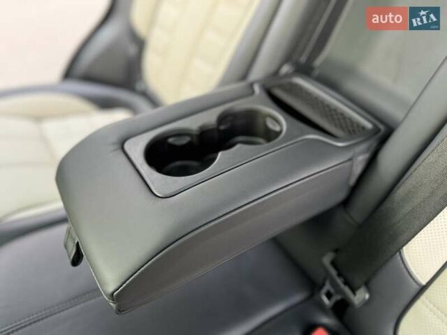 Ленд Ровер Рендж Ровер Спорт 2013 в Киеве на Automoto.ua Белый Ленд Ровер Рендж Ровер Спорт, объемом двигателя 3 л и пробегом 108 тыс. км за 27800 $, фото 63 на Automoto.ua