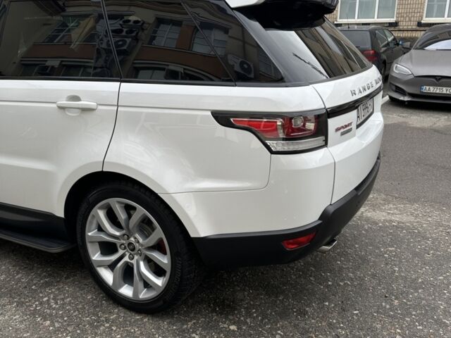 Білий Ленд Ровер Range Rover Sport, об'ємом двигуна 5 л та пробігом 123 тис. км за 25100 $, фото 5 на Automoto.ua