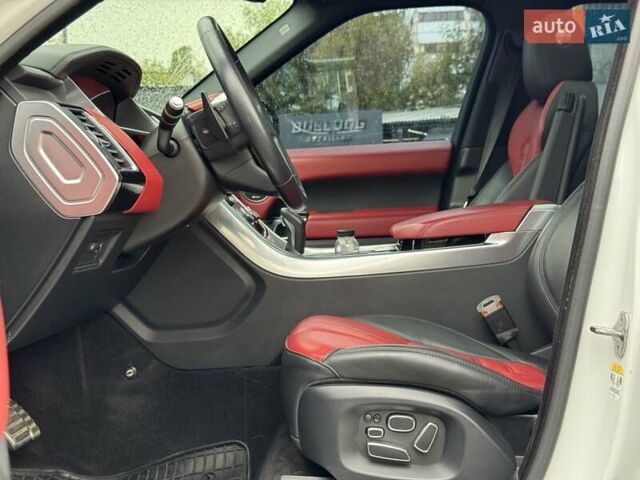 Білий Ленд Ровер Range Rover Sport, об'ємом двигуна 5 л та пробігом 75 тис. км за 36000 $, фото 8 на Automoto.ua