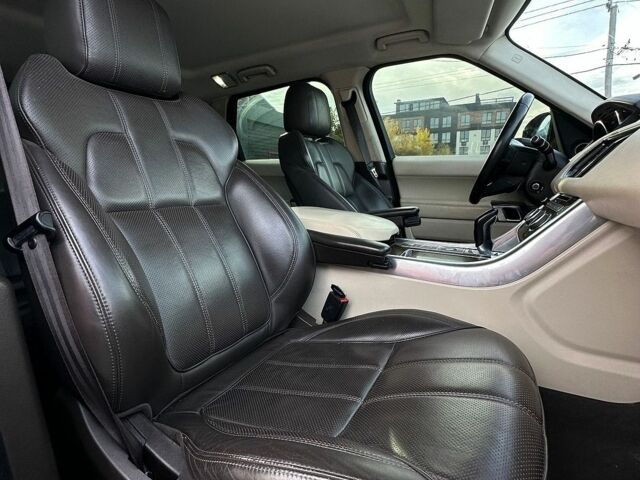 Білий Ленд Ровер Range Rover Sport, об'ємом двигуна 3 л та пробігом 193 тис. км за 17999 $, фото 37 на Automoto.ua