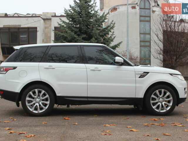 Білий Ленд Ровер Range Rover Sport, об'ємом двигуна 2.99 л та пробігом 300 тис. км за 19999 $, фото 5 на Automoto.ua