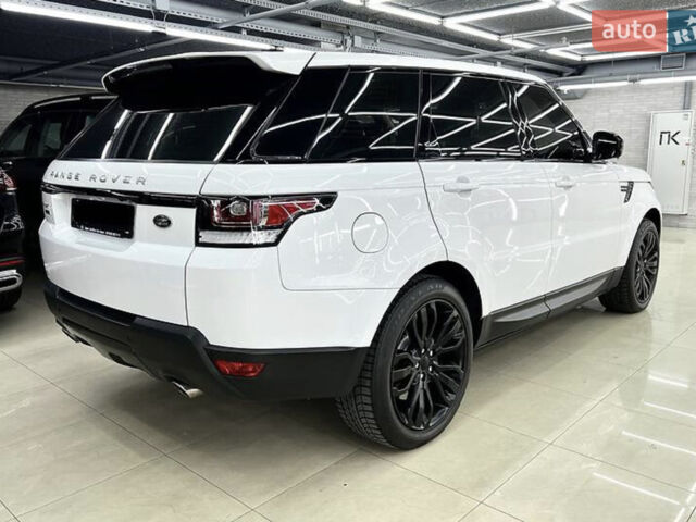 Білий Ленд Ровер Range Rover Sport, об'ємом двигуна 5 л та пробігом 119 тис. км за 39500 $, фото 6 на Automoto.ua