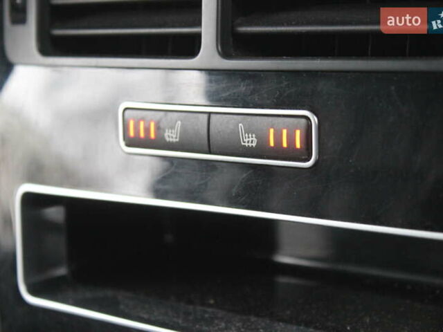 Білий Ленд Ровер Range Rover Sport, об'ємом двигуна 2.99 л та пробігом 300 тис. км за 19999 $, фото 24 на Automoto.ua