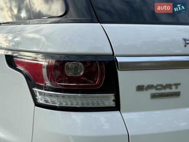 Ленд Ровер Рендж Ровер Спорт 2013 в Киеве на Automoto.ua Белый Ленд Ровер Рендж Ровер Спорт, объемом двигателя 3 л и пробегом 108 тыс. км за 27800 $, фото 18 на Automoto.ua