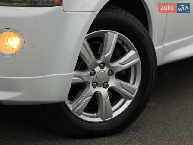 Белый Ленд Ровер Рендж Ровер Спорт, объемом двигателя 3 л и пробегом 156 тыс. км за 21000 $, фото 6 на Automoto.ua