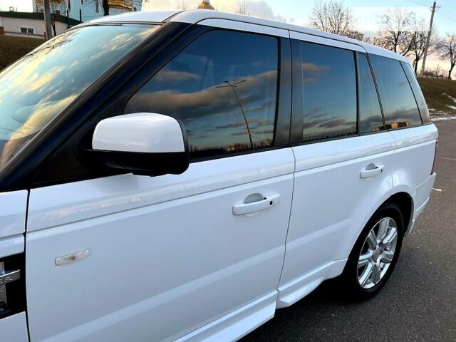 Белый Ленд Ровер Рендж Ровер Спорт, объемом двигателя 3 л и пробегом 156 тыс. км за 23500 $, фото 10 на Automoto.ua