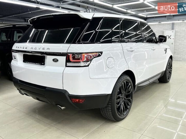 Білий Ленд Ровер Range Rover Sport, об'ємом двигуна 5 л та пробігом 119 тис. км за 39500 $, фото 8 на Automoto.ua