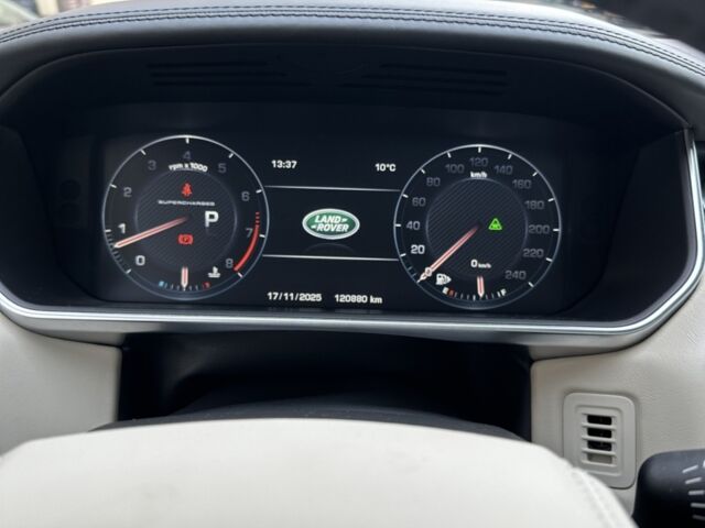 Білий Ленд Ровер Range Rover Sport, об'ємом двигуна 5 л та пробігом 123 тис. км за 25100 $, фото 31 на Automoto.ua
