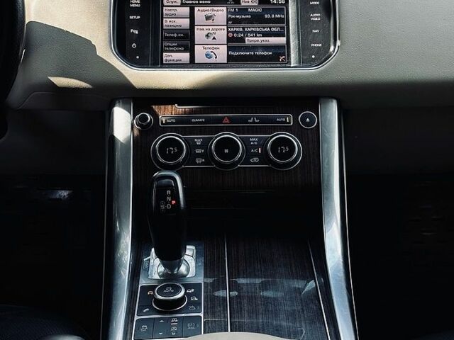 Білий Ленд Ровер Range Rover Sport, об'ємом двигуна 3 л та пробігом 193 тис. км за 20600 $, фото 42 на Automoto.ua
