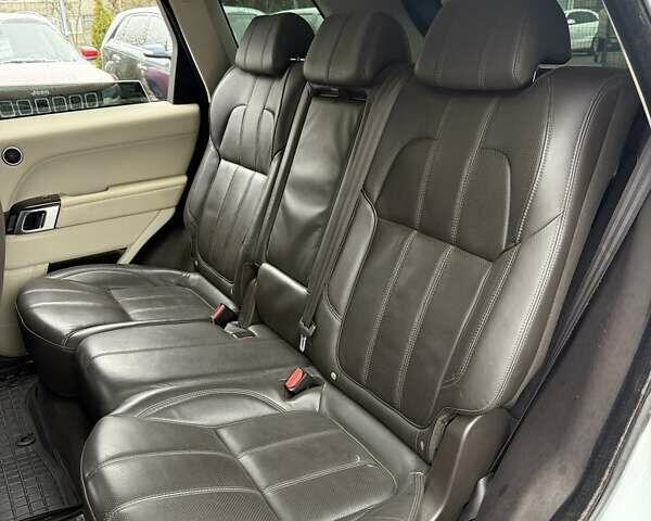 Білий Ленд Ровер Range Rover Sport, об'ємом двигуна 3 л та пробігом 190 тис. км за 24500 $, фото 20 на Automoto.ua