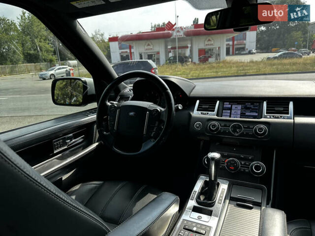 Білий Ленд Ровер Range Rover Sport, об'ємом двигуна 3 л та пробігом 209 тис. км за 20000 $, фото 29 на Automoto.ua
