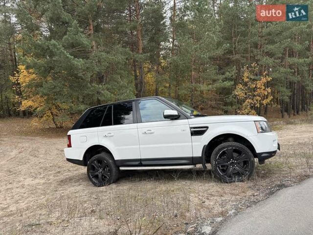 Білий Ленд Ровер Range Rover Sport, об'ємом двигуна 3 л та пробігом 237 тис. км за 16000 $, фото 25 на Automoto.ua