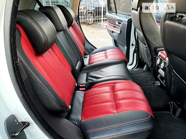 Белый Ленд Ровер Рендж Ровер Спорт, объемом двигателя 3 л и пробегом 156 тыс. км за 23500 $, фото 37 на Automoto.ua