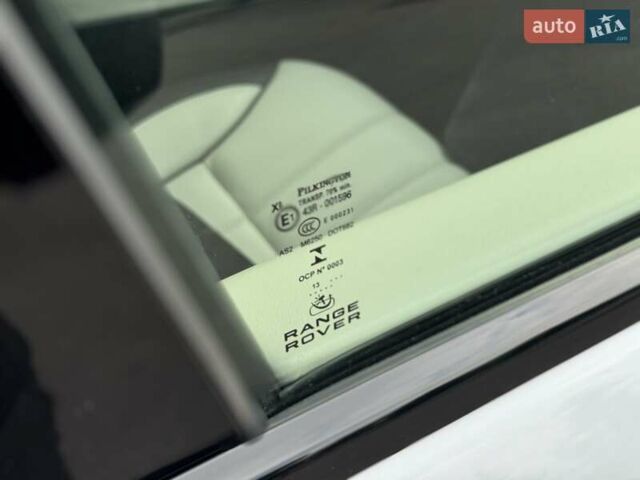 Ленд Ровер Рендж Ровер Спорт 2013 в Киеве на Automoto.ua Белый Ленд Ровер Рендж Ровер Спорт, объемом двигателя 3 л и пробегом 108 тыс. км за 27800 $, фото 15 на Automoto.ua