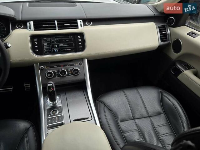 Белый Ленд Ровер Рендж Ровер Спорт, объемом двигателя 5 л и пробегом 122 тыс. км за 34500 $, фото 25 на Automoto.ua