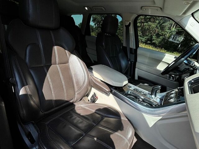 Білий Ленд Ровер Range Rover Sport, об'ємом двигуна 3 л та пробігом 193 тис. км за 19999 $, фото 26 на Automoto.ua