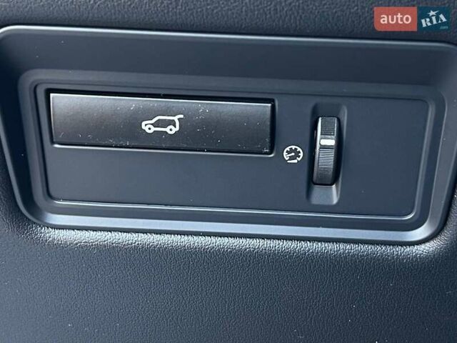Білий Ленд Ровер Range Rover Sport, об'ємом двигуна 3 л та пробігом 108 тис. км за 28490 $, фото 41 на Automoto.ua
