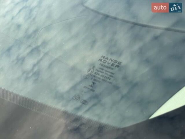 Ленд Ровер Рендж Ровер Спорт 2013 в Киеве на Automoto.ua Белый Ленд Ровер Рендж Ровер Спорт, объемом двигателя 3 л и пробегом 108 тыс. км за 27800 $, фото 29 на Automoto.ua