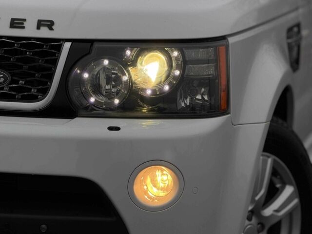 Білий Ленд Ровер Range Rover Sport, об'ємом двигуна 3 л та пробігом 156 тис. км за 21000 $, фото 3 на Automoto.ua