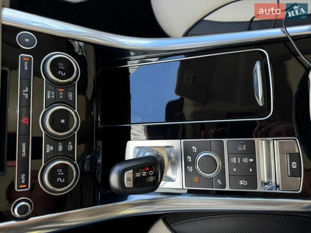 Білий Ленд Ровер Range Rover Sport, об'ємом двигуна 3 л та пробігом 119 тис. км за 28999 $, фото 17 на Automoto.ua
