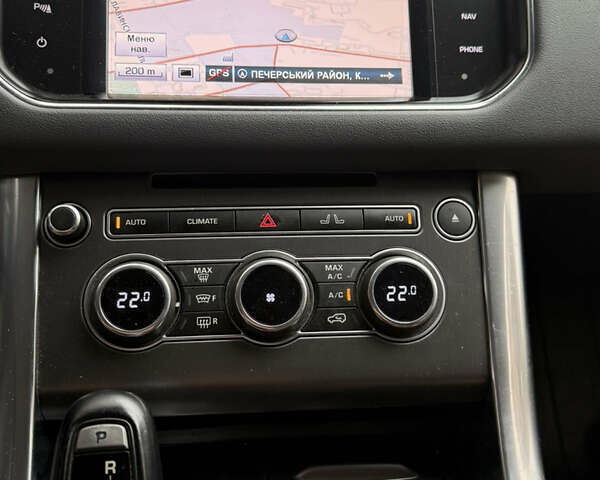 Белый Ленд Ровер Рендж Ровер Спорт, объемом двигателя 2.99 л и пробегом 197 тыс. км за 24000 $, фото 17 на Automoto.ua