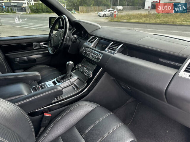 Білий Ленд Ровер Range Rover Sport, об'ємом двигуна 3 л та пробігом 209 тис. км за 20000 $, фото 17 на Automoto.ua