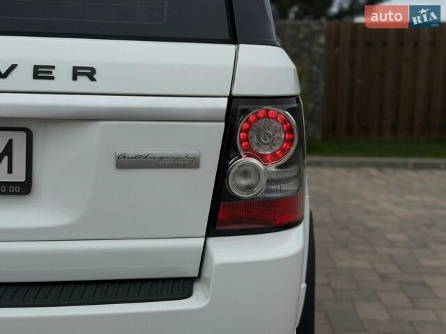 Білий Ленд Ровер Range Rover Sport, об'ємом двигуна 3 л та пробігом 198 тис. км за 14700 $, фото 17 на Automoto.ua