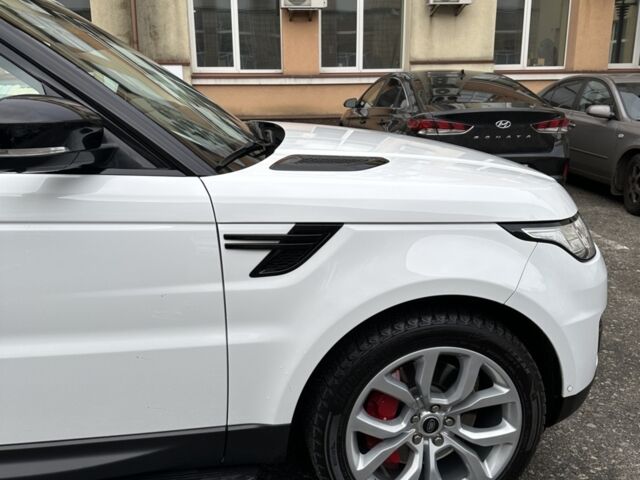 Білий Ленд Ровер Range Rover Sport, об'ємом двигуна 5 л та пробігом 123 тис. км за 25100 $, фото 12 на Automoto.ua