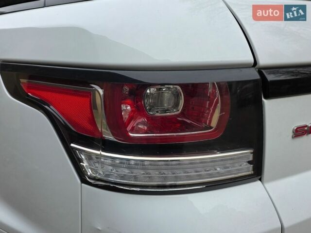 Белый Ленд Ровер Рендж Ровер Спорт, объемом двигателя 3 л и пробегом 101 тыс. км за 26000 $, фото 15 на Automoto.ua