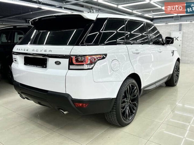 Білий Ленд Ровер Range Rover Sport, об'ємом двигуна 5 л та пробігом 119 тис. км за 39500 $, фото 8 на Automoto.ua
