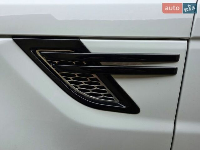 Белый Ленд Ровер Рендж Ровер Спорт, объемом двигателя 3 л и пробегом 101 тыс. км за 26000 $, фото 21 на Automoto.ua