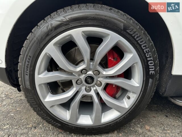 Білий Ленд Ровер Range Rover Sport, об'ємом двигуна 5 л та пробігом 123 тис. км за 25100 $, фото 41 на Automoto.ua