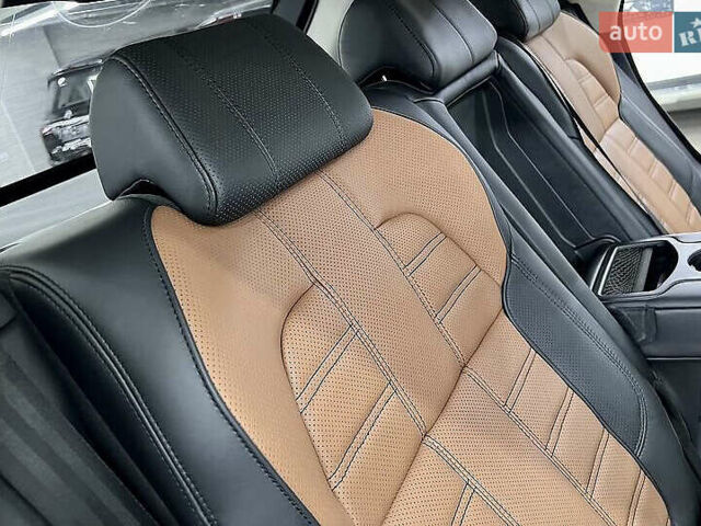Білий Ленд Ровер Range Rover Sport, об'ємом двигуна 5 л та пробігом 119 тис. км за 39500 $, фото 39 на Automoto.ua