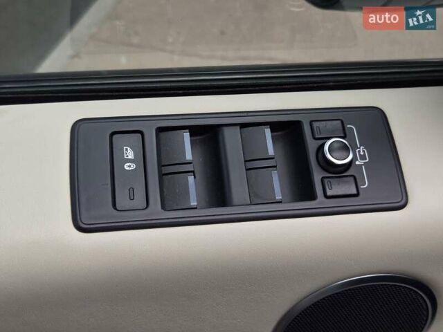 Белый Ленд Ровер Рендж Ровер Спорт, объемом двигателя 5 л и пробегом 122 тыс. км за 34500 $, фото 19 на Automoto.ua